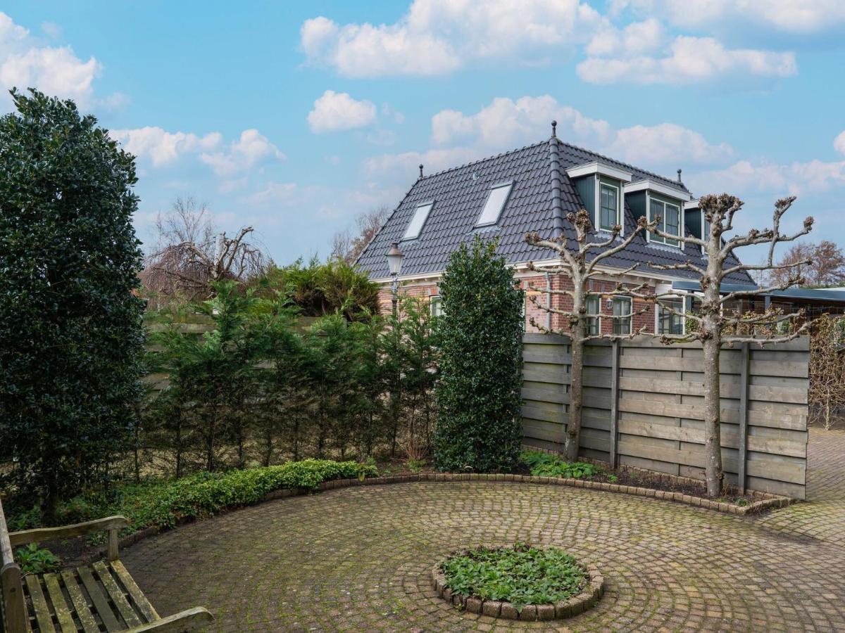 Quaint Summer Holiday Home In Egmond Binnen Exterior photo