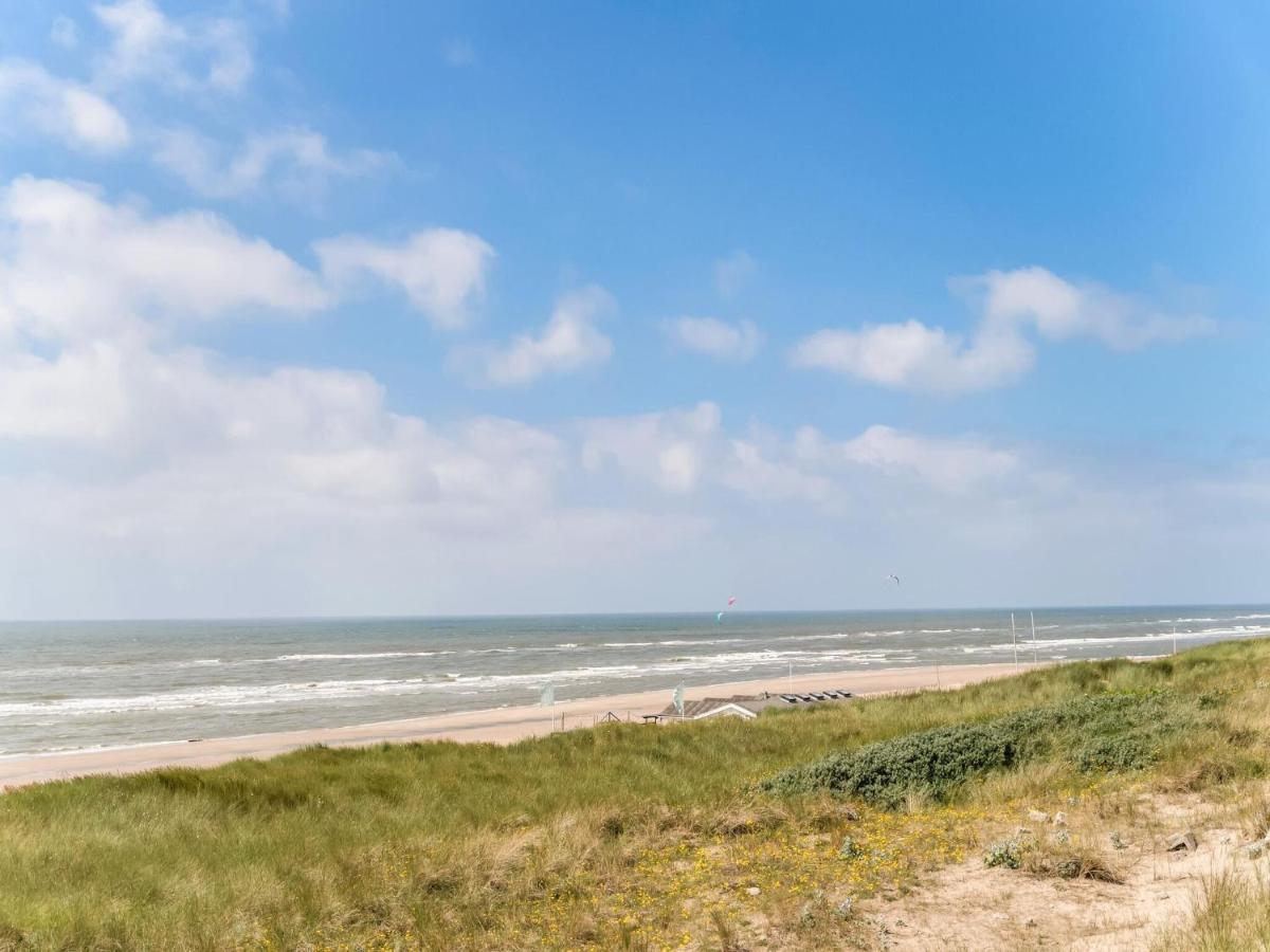 Quaint Summer Holiday Home In Egmond Binnen Exterior photo