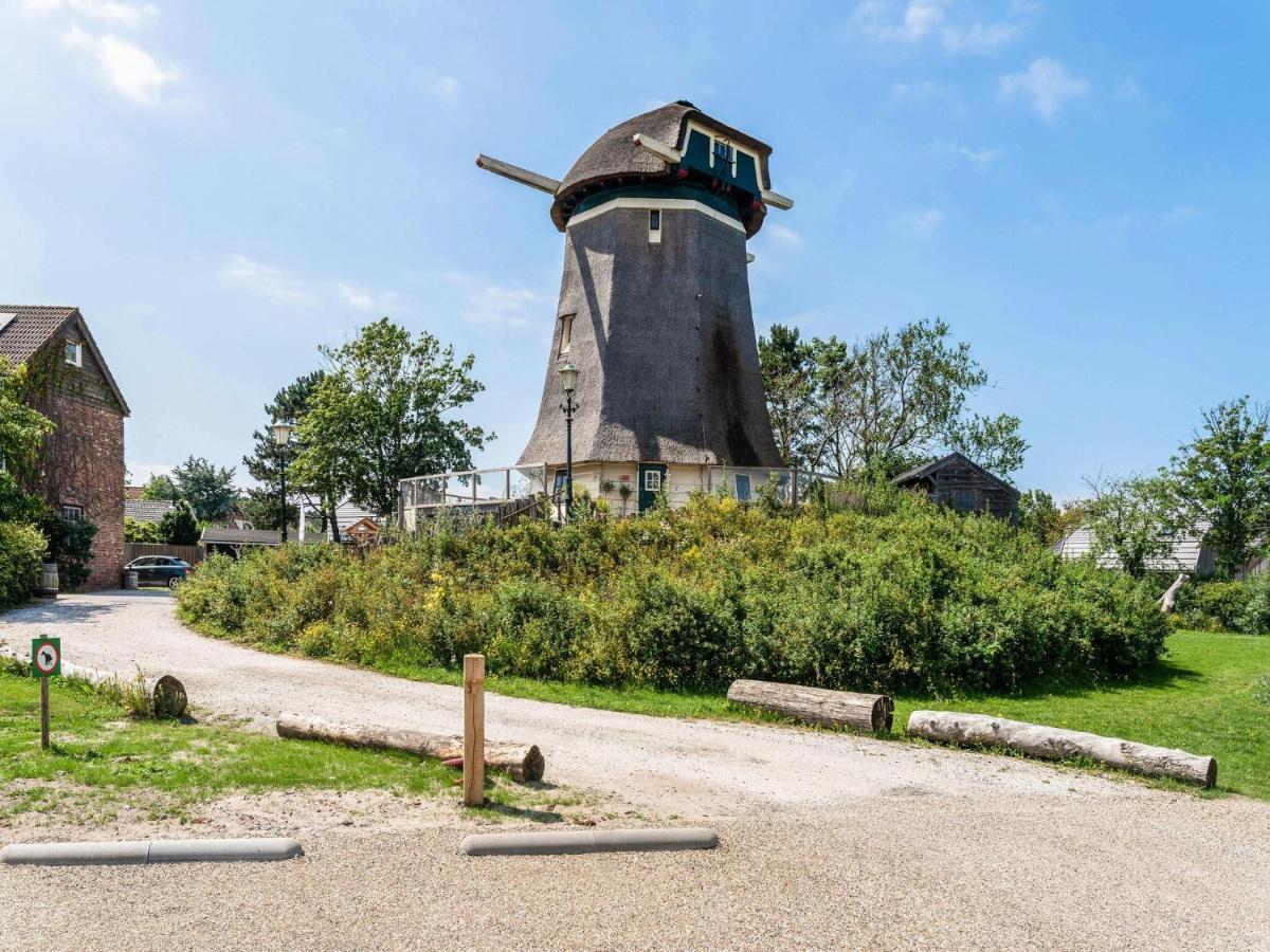 Quaint Summer Holiday Home In Egmond Binnen Exterior photo